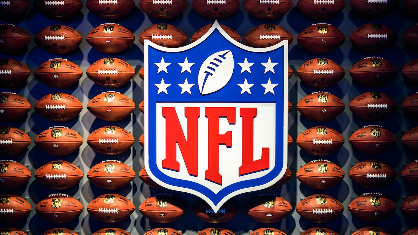 Two must-have apps for an afternoon spent watching the NFL 