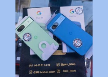 Pixel 8a Revealed in Fresh Real-Life Image Flaunting Bold Blue and Green Hues