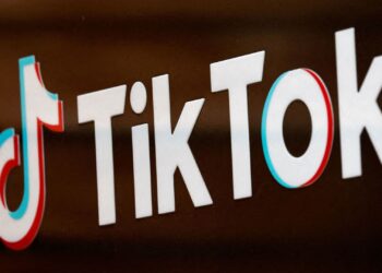 TikTok Now Automatically Tags AI-Generated Content